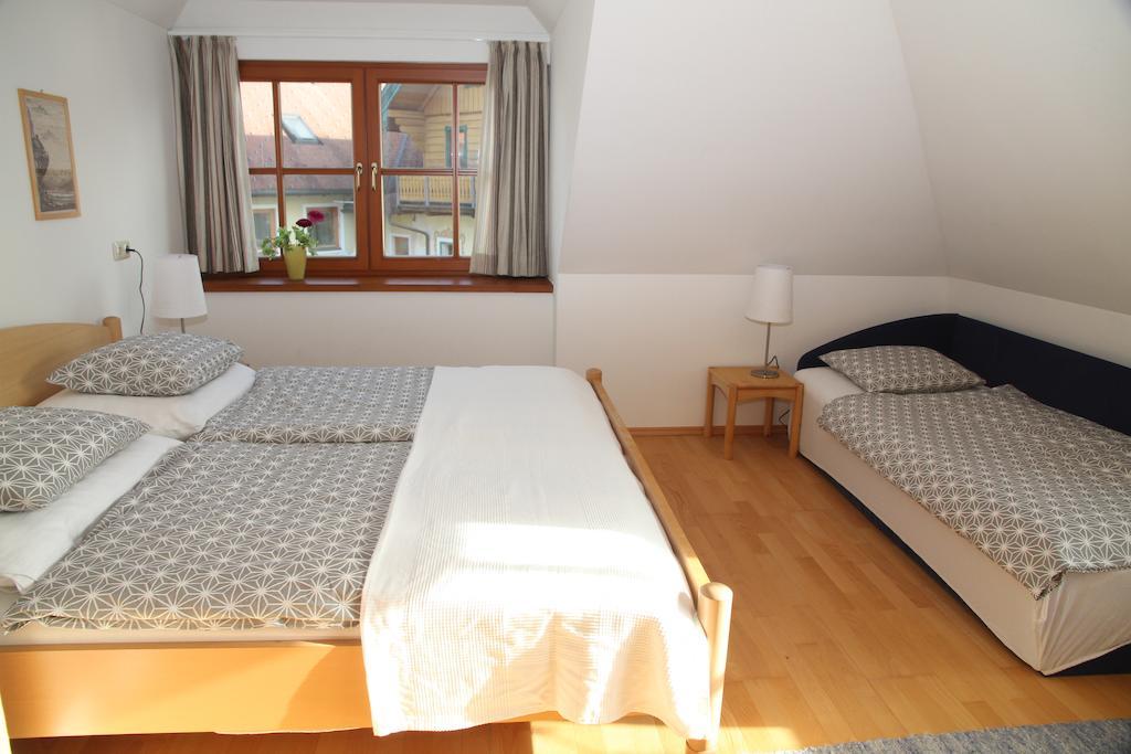 Villa Schnuck - Das Rote Ferienhaus Bad Gastein Habitación foto